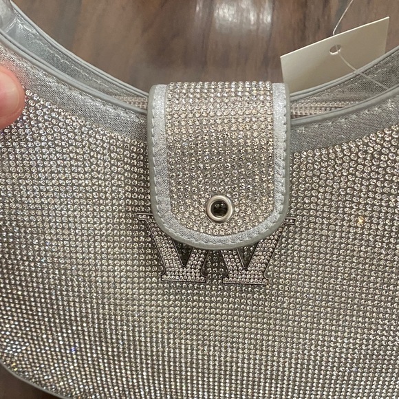 Elegant Silver Women's Shoulder Bag Purse - Picture 8 of 15